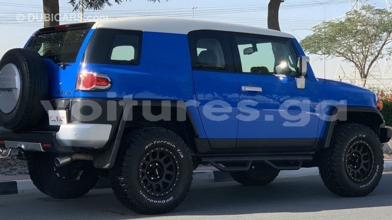 Big with watermark toyota fj cruiser estuary import dubai 7090