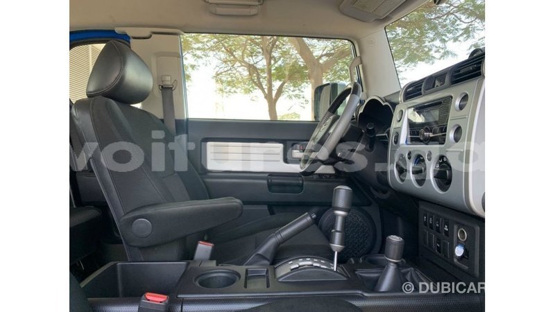 Big with watermark toyota fj cruiser estuary import dubai 7090