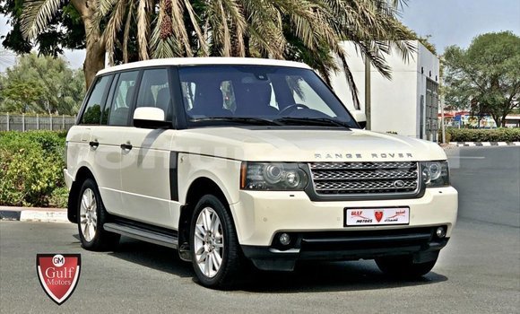 Acheter Import Voiture Land Rover Range Rover Blanc à Import - Dubai, Estuaire Acheter Import Voiture Land Rover Range Rover Blanc à Import - Dubai, Estuaire