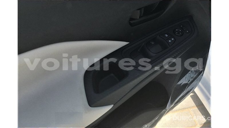 Big with watermark nissan sunny estuary import dubai 7096