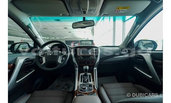 Buy Import Mitsubishi Montero Black Car in Import - Dubai in Estuary Buy Import Mitsubishi Montero Black Car in Import - Dubai in Estuary