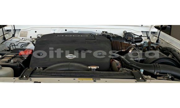 Acheter Import Voiture Nissan Patrol Blanc à Import - Dubai, Estuaire Acheter Import Voiture Nissan Patrol Blanc à Import - Dubai, Estuaire