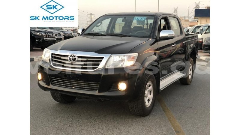 Big with watermark toyota hilux estuary import dubai 7100