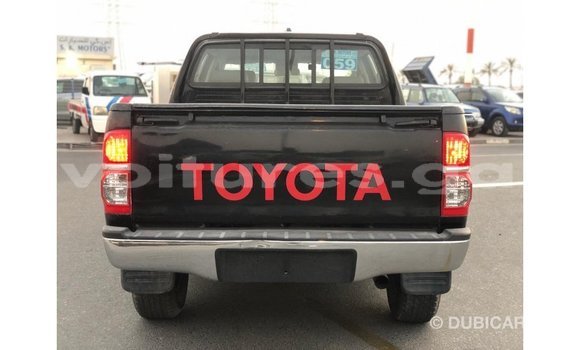 Sayi Imported Toyota Hilux Black Mota in Import - Dubai a estuary Sayi Imported Toyota Hilux Black Mota in Import - Dubai a estuary