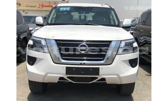 Acheter Import Voiture Nissan Patrol Blanc à Import - Dubai, Estuaire Acheter Import Voiture Nissan Patrol Blanc à Import - Dubai, Estuaire