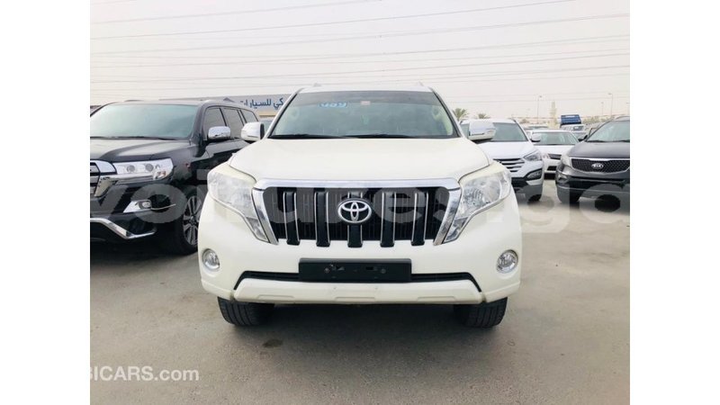 Big with watermark toyota prado estuary import dubai 7106