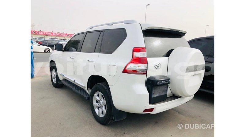 Big with watermark toyota prado estuary import dubai 7106