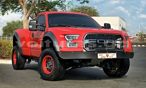 Acheter Import Voiture Ford Club Wagon Rouge à Import - Dubai, Estuaire Acheter Import Voiture Ford Club Wagon Rouge à Import - Dubai, Estuaire