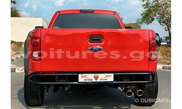 Acheter Import Voiture Ford Club Wagon Rouge à Import - Dubai, Estuaire Acheter Import Voiture Ford Club Wagon Rouge à Import - Dubai, Estuaire