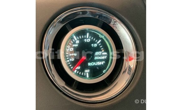 Acheter Import Voiture Ford Club Wagon Rouge à Import - Dubai, Estuaire Acheter Import Voiture Ford Club Wagon Rouge à Import - Dubai, Estuaire