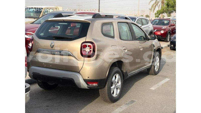 Big with watermark renault duster estuary import dubai 7111