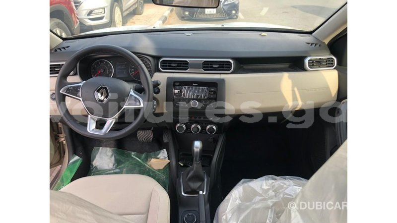 Big with watermark renault duster estuary import dubai 7111