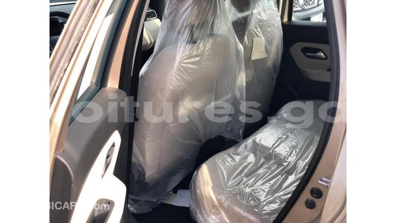 Big with watermark renault duster estuary import dubai 7111