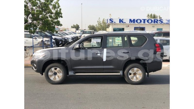 Big with watermark toyota prado estuary import dubai 7112