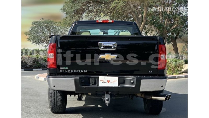 Big with watermark chevrolet silverado estuary import dubai 7115