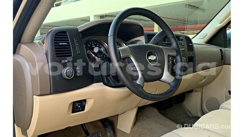 Big with watermark chevrolet silverado estuary import dubai 7115