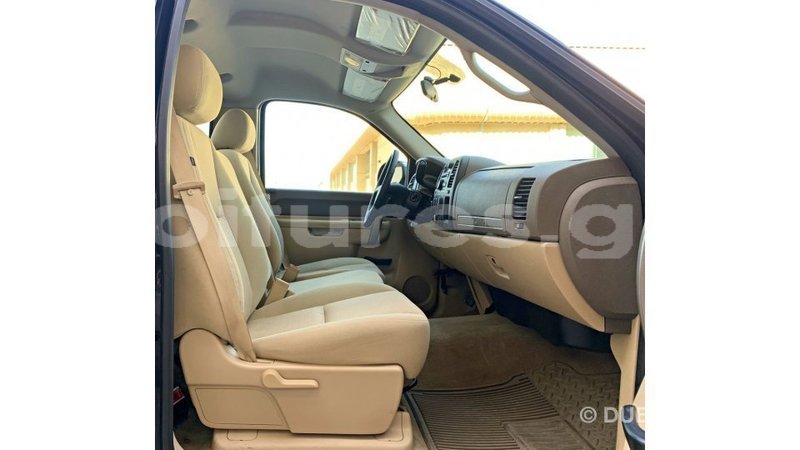 Big with watermark chevrolet silverado estuary import dubai 7115