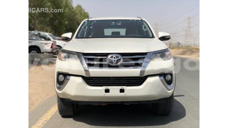 Big with watermark toyota fortuner estuary import dubai 7118