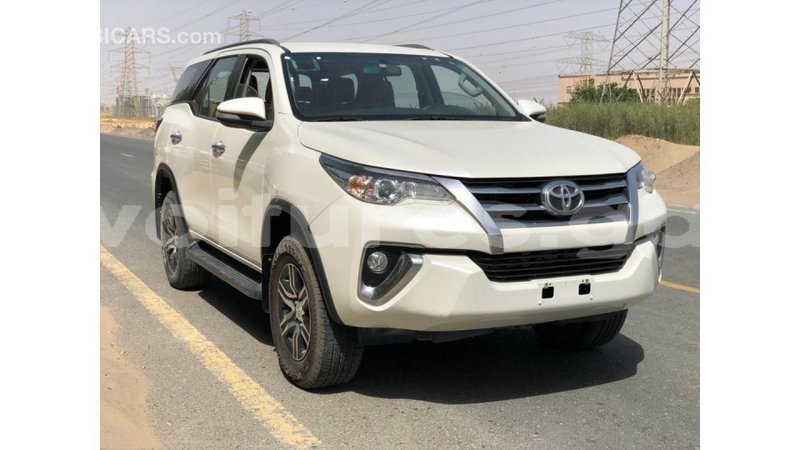 Big with watermark toyota fortuner estuary import dubai 7118