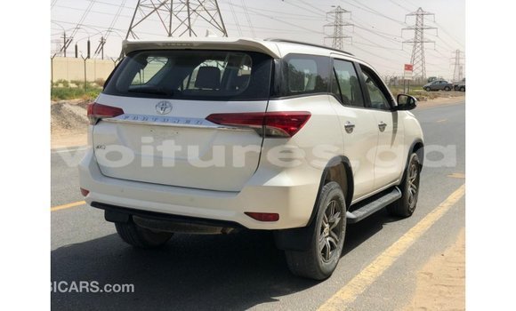 Sayi Imported Toyota Fortuner White Mota in Import - Dubai a estuary Sayi Imported Toyota Fortuner White Mota in Import - Dubai a estuary