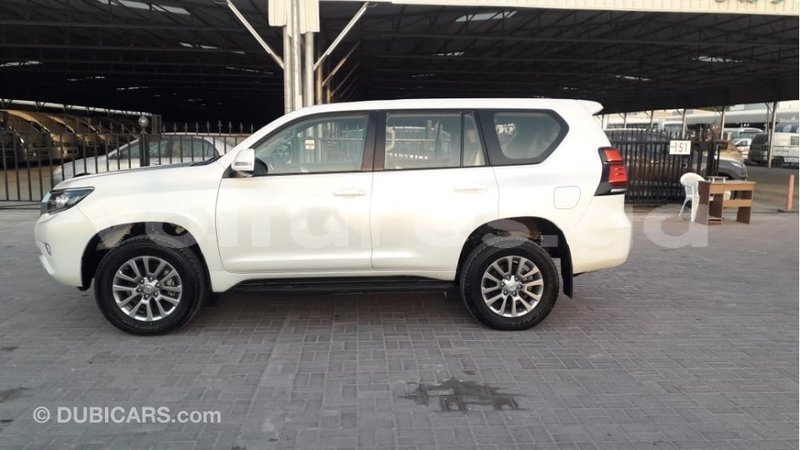 Big with watermark toyota prado estuary import dubai 7119