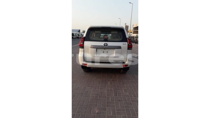 Big with watermark toyota prado estuary import dubai 7119