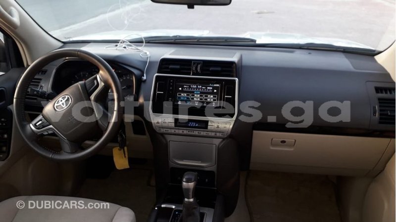 Big with watermark toyota prado estuary import dubai 7119