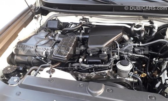 Sayi Imported Toyota Prado White Mota in Import - Dubai a estuary Sayi Imported Toyota Prado White Mota in Import - Dubai a estuary