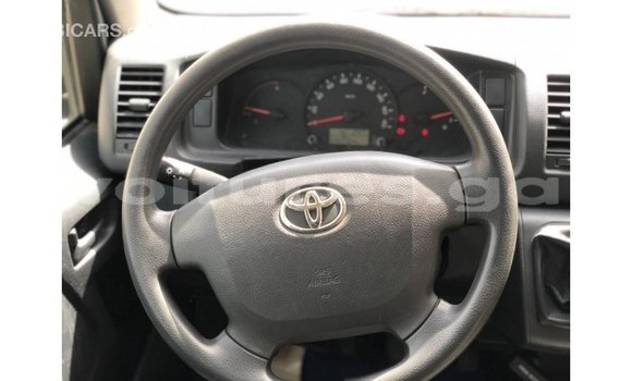 Buy Import Toyota Hiace White Car in Import - Dubai in Estuary Buy Import Toyota Hiace White Car in Import - Dubai in Estuary