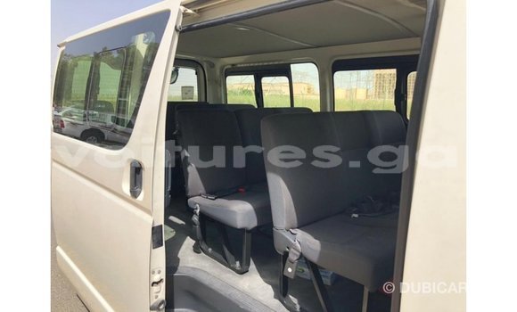 Buy Import Toyota Hiace White Car in Import - Dubai in Estuary Buy Import Toyota Hiace White Car in Import - Dubai in Estuary