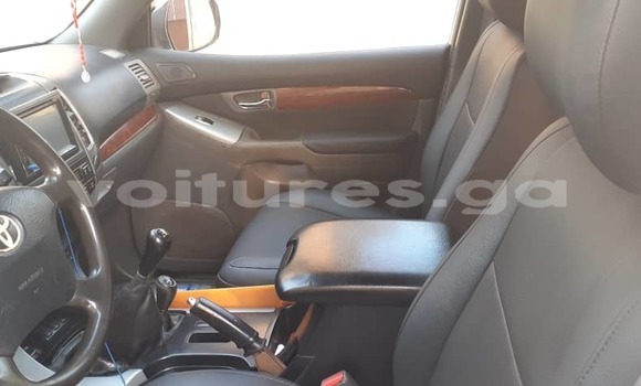 Acheter Occasion Voiture Toyota Land Cruiser Prado Blanc à Libreville, Estuaire Acheter Occasion Voiture Toyota Land Cruiser Prado Blanc à Libreville, Estuaire