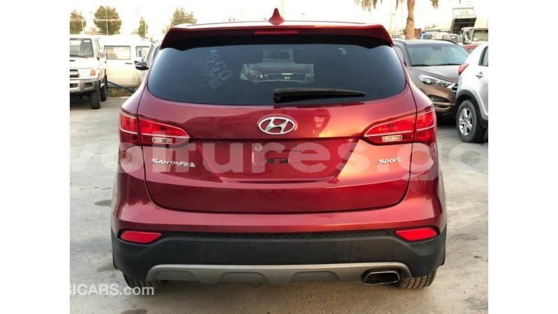 Big with watermark hyundai santa fe estuary import dubai 7124