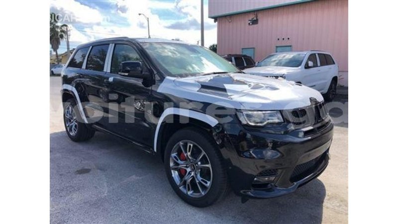 Big with watermark jeep cherokee estuary import dubai 7125