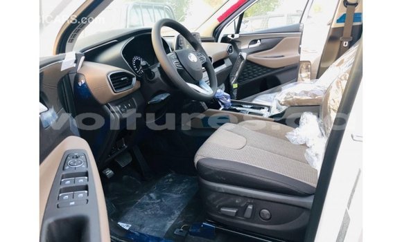 Sayi Imported Hyundai Santa Fe White Mota in Import - Dubai a estuary Sayi Imported Hyundai Santa Fe White Mota in Import - Dubai a estuary
