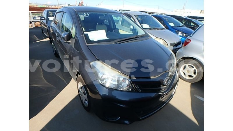 Big with watermark toyota vitz estuary import dubai 7130