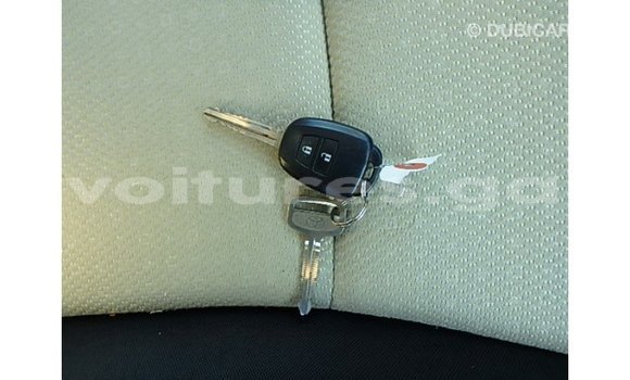 Acheter Import Voiture Toyota Vitz Autre à Import - Dubai, Estuaire Acheter Import Voiture Toyota Vitz Autre à Import - Dubai, Estuaire