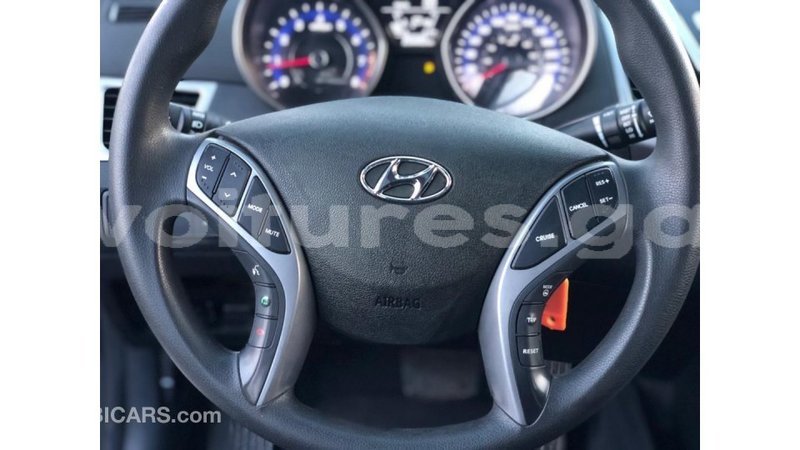 Big with watermark hyundai elantra estuary import dubai 7132