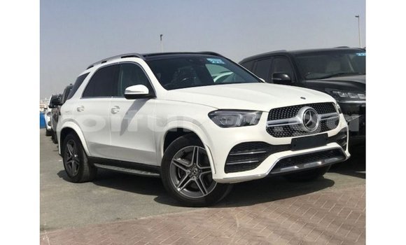 Buy Import Mercedes-Benz GLE White Car in Import - Dubai in Estuary