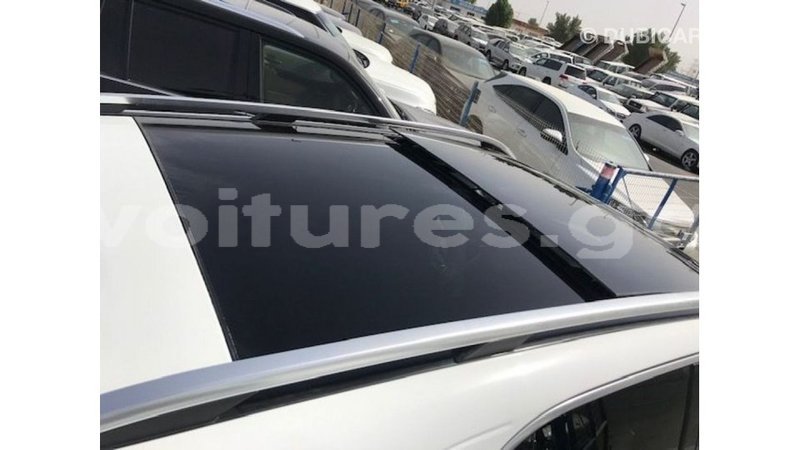 Big with watermark mercedes benz gle estuary import dubai 7134