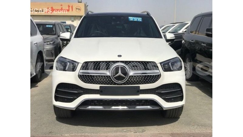 Big with watermark mercedes benz gle estuary import dubai 7134