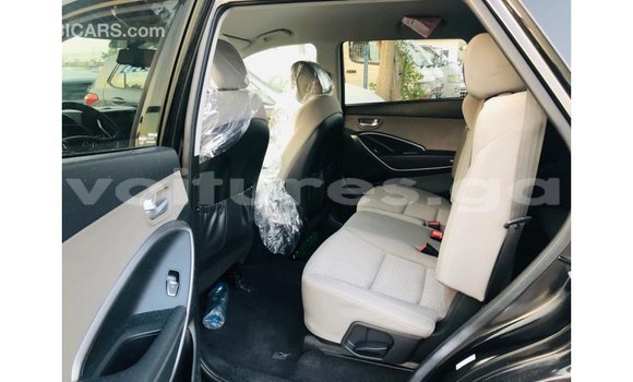 Sayi Imported Hyundai Santa Fe Black Mota in Import - Dubai a estuary Sayi Imported Hyundai Santa Fe Black Mota in Import - Dubai a estuary