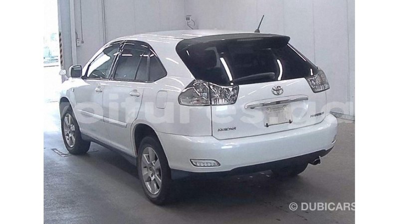 Big with watermark toyota harrier estuary import dubai 7136