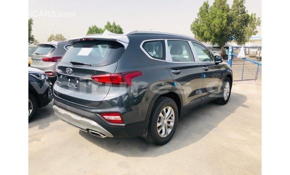 Sayi Imported Hyundai Santa Fe Green Mota in Import - Dubai a estuary Sayi Imported Hyundai Santa Fe Green Mota in Import - Dubai a estuary