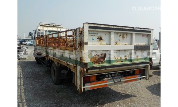 Acheter Import Utilitaire Isuzu FTR 850 Blanc à Import - Dubai, Estuaire Acheter Import Utilitaire Isuzu FTR 850 Blanc à Import - Dubai, Estuaire