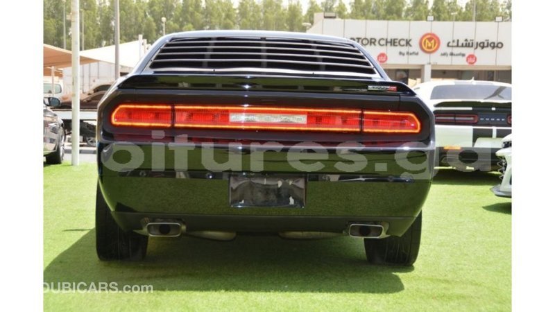 Big with watermark dodge challenger estuary import dubai 7146