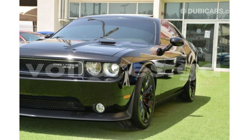 Big with watermark dodge challenger estuary import dubai 7146