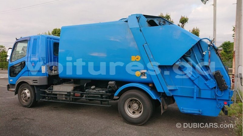 Big with watermark mitsubishi i estuary import dubai 7147