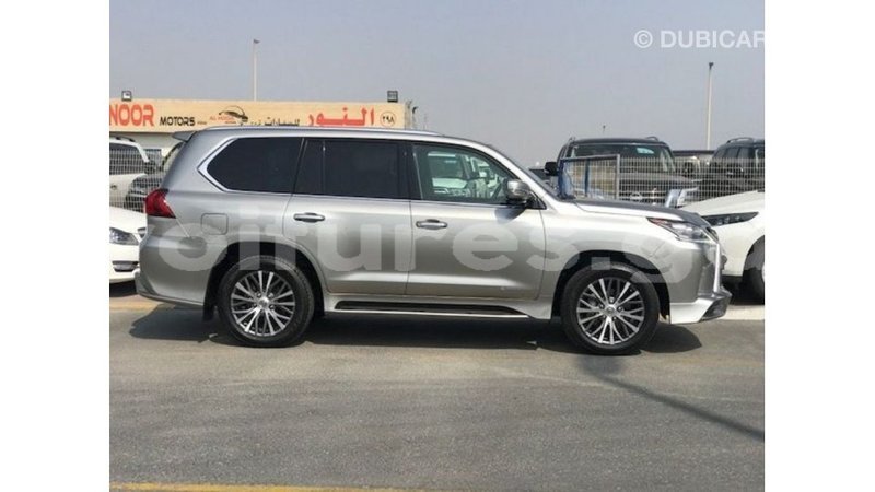 Big with watermark lexus lx estuary import dubai 7148