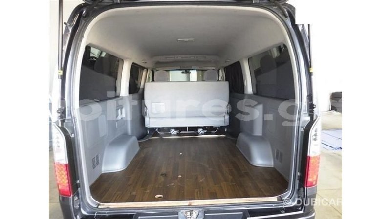 Big with watermark toyota hiace estuary import dubai 7149