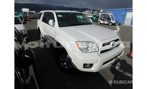 Acheter Import Voiture Toyota Hilux Blanc à Import - Dubai, Estuaire Acheter Import Voiture Toyota Hilux Blanc à Import - Dubai, Estuaire